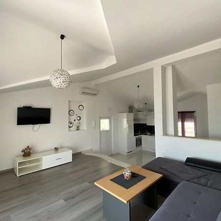 Apartments With A Parking Space Maslenica, Novigrad - 12636 Jasenice  Kamer foto